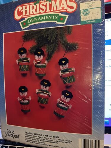 Good Shepherd Drummer Boys Plastic Canvas Yarn Set of 6 Christmas Ornaments - £17.11 GBP