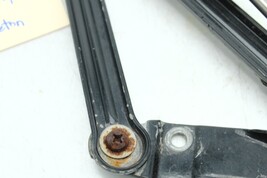 2004-06 VOLKSWAGEN PHAETON LEFT AND RIGHT SIDE TRUNK LID HINGE BRACKETS H2074 image 15