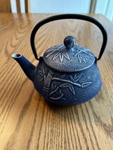 Tetsubin Cast Iron Japanese Teapot W/Stainless Steel Mesh Strainer And Lid - £27.16 GBP
