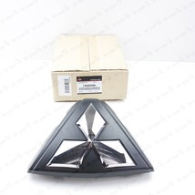 New Genuine Mitsubishi 15-19 Pajero Sport Front Grille Chrome Logo Emble... - $958.63 MXN