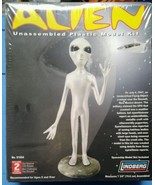 Lindberg 7.75&quot; Alien Extra Terrestrial Level 2 Model Kit  NIB - £9.71 GBP
