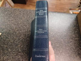 Zondervan NIV Life Application Bible Bonded Leather Gold Edging Navy For... - $19.79