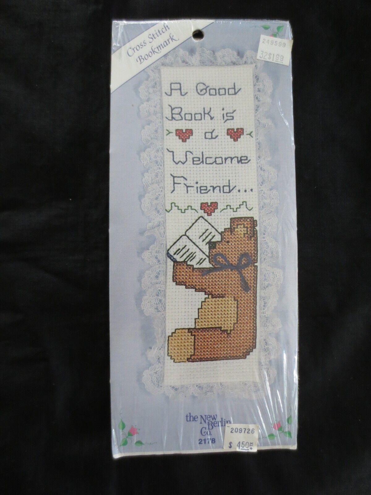 The New Berlin Co A GOOD BOOK IS A WELCOME FRIEND Counted Cross Stitch KIT #2178 - $6.00