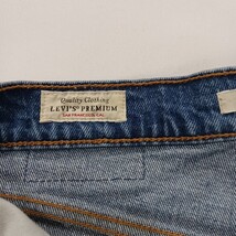 Levi's Premium Women's Blue Cotton Blend Button Fly High Rise Jeans Size (26×27) image 9