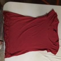 Scarlett Red T-Shirt, Large, Classic Tee, Casual Shirt, Womens Top, Comf... - $4.95