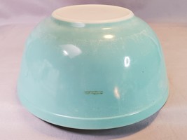 Pyrex 403 Mixing Bowl Robin Egg Blue 2.5 Qt Mid Century Nesting USA READ DETAIL - £31.60 GBP