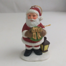 Vintage 1980s Homco Santa Claus Holding Wreath Christmas Ornament #8742 - $4.90