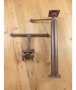 Cast Iron Stool Center Rod and Foot Rest Repurpose Steampunk Bar Seat Mount - $1,011.73 MXN