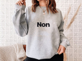 Non French Red No Slogan Sweatshirt Funny France Sweater Jumper Teacher Gift Lad - £34.55 GBP