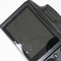 Samsung WB2100 16.4MP Digital Camera image 7