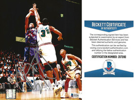 Marcus Camby signed Toronto Raptors basketball 8x10 photo Beckett COA au... - $98.99