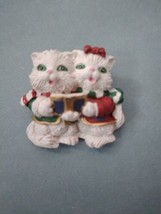 Vintage Ceramic Brooch Pin Two Cute Christmas Holiday Kittens Cats - £7.78 GBP