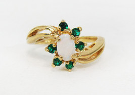 Lovely Vintage Uncas Opal And Green Stone Cocktail Ring - Sz. 6.75 - £37.17 GBP