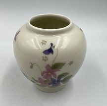 Vintage Fred Robert&#39;s Company San Francisco Made in Japan Small Vase Violets - £10.38 GBP