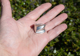 925 SOLID 16g STERLING SILVER POLISHED TRI-DOME RING SIZE-7.5 20mm SPIRA... - $557.92 MXN