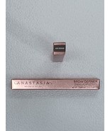 Anastasia Beverly Hills Brow Definer  (Shade:ASH Brown) - FREE SHIPPING - £15.41 GBP