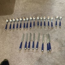 24 PC VINTAGE Gibson Flatware Stainless Silverware Blue Handles NO FORKS - £20.30 GBP