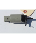 2007-2013 BMW 335i E92 WINDSHIELD WASHER FLUID RESERVOIR WASHER PUMP K1481 - $737.99 MXN