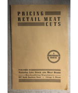 PRICING RETAIL MEAT CUTS vintage 32-page illustrated booklet - $361.21 MXN