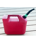Briggs and Stratton 5 Gallon Non-Vented Gas Can # W528 Testing Services Group - $47.04