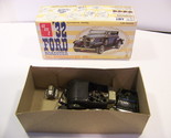 VINTAGE AMT 1932 FORD ROADSTER 1/25 SCALE MODEL BOX &amp; PARTS - $54.99
