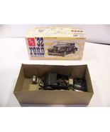 VINTAGE AMT 1932 FORD ROADSTER 1/25 SCALE MODEL BOX &amp; PARTS - £43.11 GBP