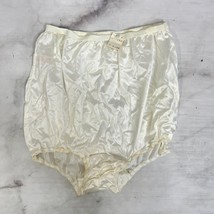 Vintage Heiress Hi Waist Panties Ivory White Size 6 USA Silky Pillowtab New Semi - £23.51 GBP