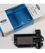 New OEM Ford E7ZZ-6106072-A BROWN Dash Glove Box Door Latch Fits 90-93 M... - $35.63