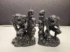 Werewolf and Skulls Bookend Set Home Decoration - £43.71 GBP
