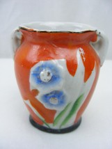 Vintage 1950&#39;s 2 1/4 Inch Miniature Orange Handled Vase Made In Japan Po... - $276.49 MXN