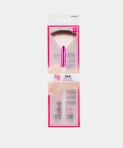 RK BY KISS FAN BRUSH RMUB04 FEATHER LIKE APPLICATION &amp; DUST AWAY FALL OUT - $4.59