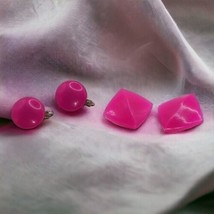 Vintage Pink clip on earrings, - £16.02 GBP