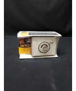 New MID CENTURY General Electric Automatic Light Timer Model #8117 SEALE... - $19.19 CAD