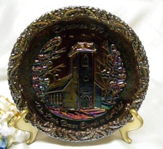 2918 Antique Fenton Christmas In America 1970 Plate - £19.48 GBP