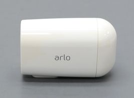 Arlo Essential XL VMC2032 1080p Indoor/Outdoor Wireless Spotlight Camera image 3
