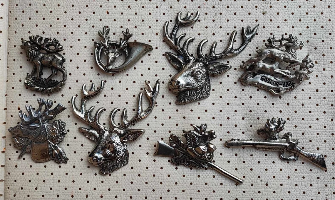 Hunting Badges Vintage Hat Lapel Pins Deer Hunting Merits Hunter Stag An... - £19.50 GBP