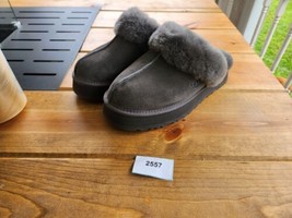 UGG Disquette Slippers for Women&#39;s, Size 10 - Gray - $74.25