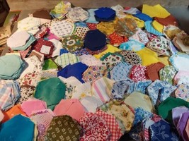 Hexagon Precut Vintage Fabric Sewing Quilting Blocks Large Lot 3&#39;&#39; - £54.68 GBP