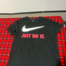 Nike T-shirt - $11.30