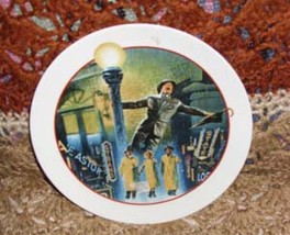 Singin In The Rain (Images of Hollywood) Avon Collectible Plate 1986 - £14.22 GBP