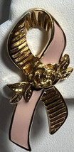 Pin Avon Participation in Breast Cancer Awareness Walk Pink with Rose 1.5 Inches - £3.98 GBP