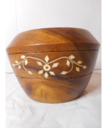 Handmade In The Philippines Wooden Bowl W Cream Color Inlay Flower Desig... - $15.58