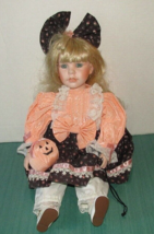 Carol Anne Musical Doll - Pumpkin - Bette Ball - 1992 - Goebel - &quot;Autumn Leaves&quot; - £15.73 GBP
