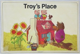 VINTAGE 1974 Carter Riches Imports 10x15&quot; Troy&#39;s Place Laminated 3 Pigs Placemat - £15.52 GBP