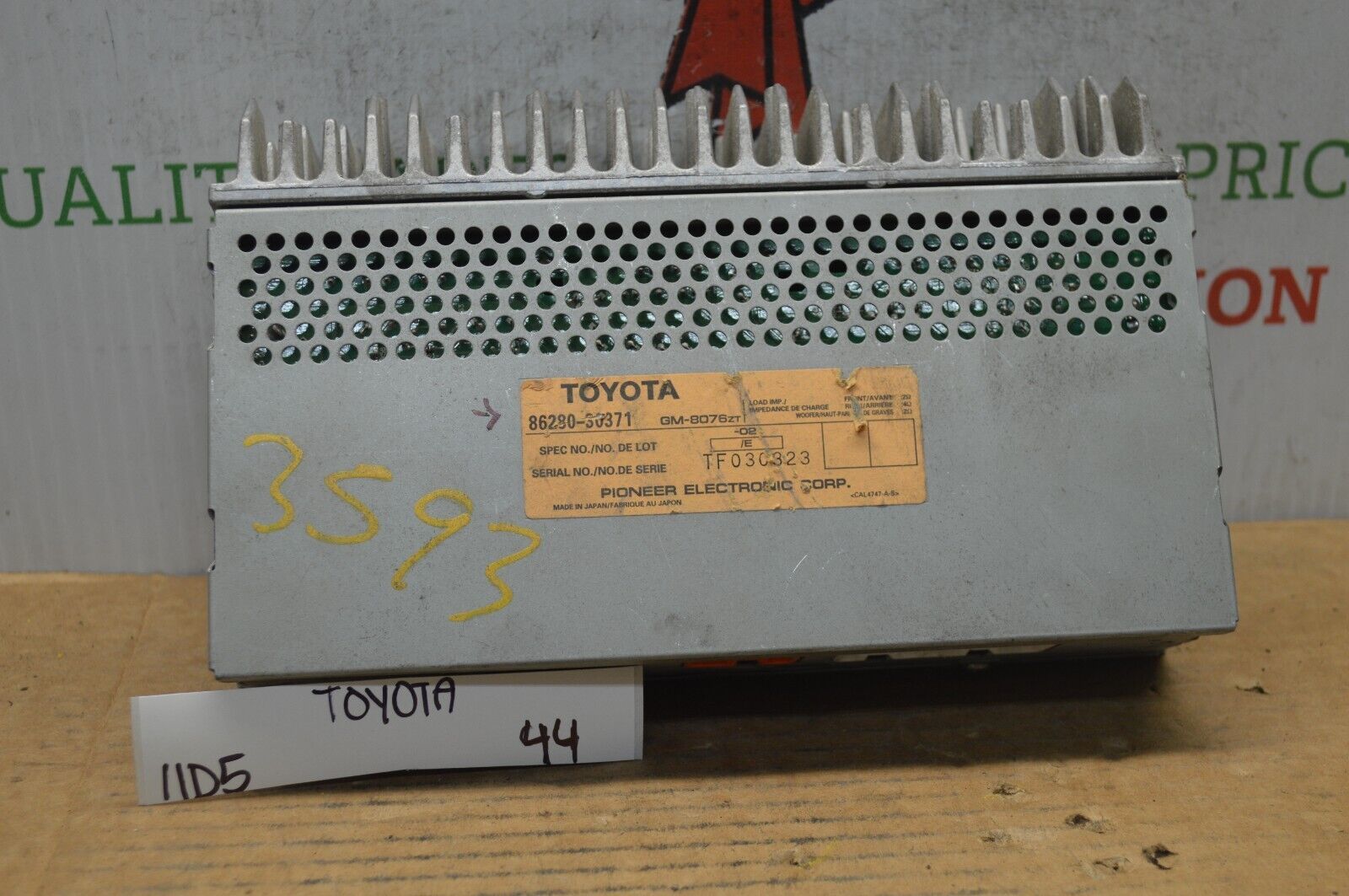 2001-05 Lexus GS300 Stereo Radio Amplifier Unit AMP 8628030371 Module 44... - $17.99