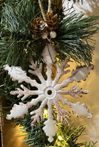 New Rustic Snowflake Christmas Ornament Country Tree Decor 5&quot; - £5.18 GBP