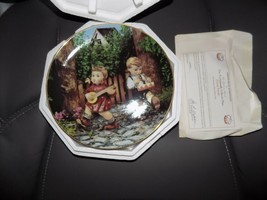 HUMMEL PRIVATE PARADE 1990 Little Companion GOEBEL Danbury Mint Plate NEW - $48.10