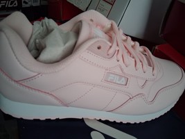 Fila Cress Womens&#39; Sneaker Size 9 M Pink - $48.51