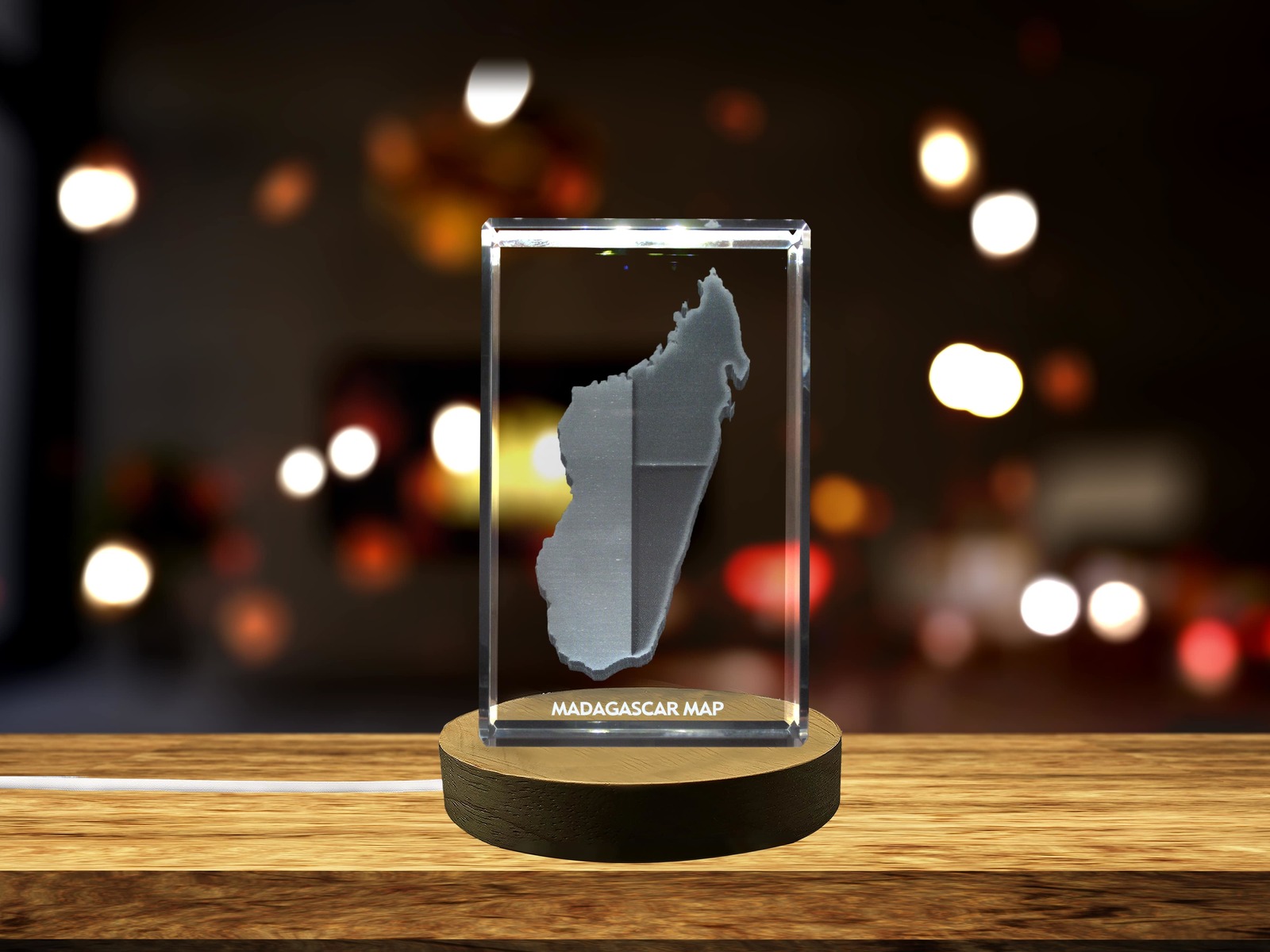 LED Base included | Madagascar 3D Engraved Crystal 3D Engraved Crystal Keepsake