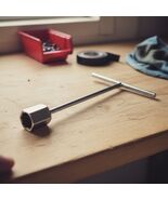 Ergonomic Lugnut/Jamnut Attachment Tool - Lightweight &amp; Reliable Perform... - $718.77 MXN